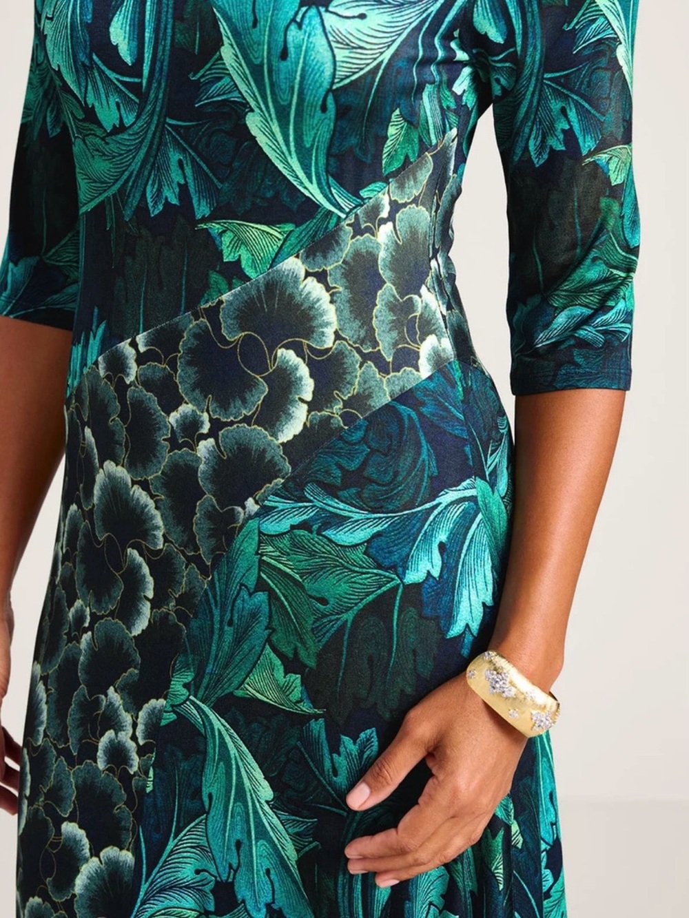 Soft Surroundings Nanette Dress in Gecko Leaf Tropical Green, small - Picture 4 of 15